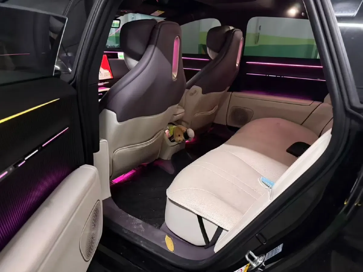 2025 Avatr 12 1.5T 156HP L4 REEV 39.05KWH,autocango,china used car exporter,china ev exporter,chinese used car exporter,chinese used ev exporter