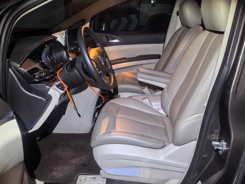 2023 Buick GL8 2.0T 237HP L4 9AT,autocango,china used car exporter,china ev exporter,chinese used car exporter,chinese used ev exporter