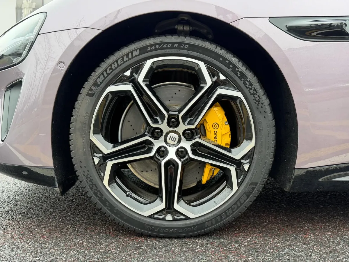 2024 MI SU7 BEV 73.6KWH,autocango,china used car exporter,china ev exporter,chinese used car exporter,chinese used ev exporter