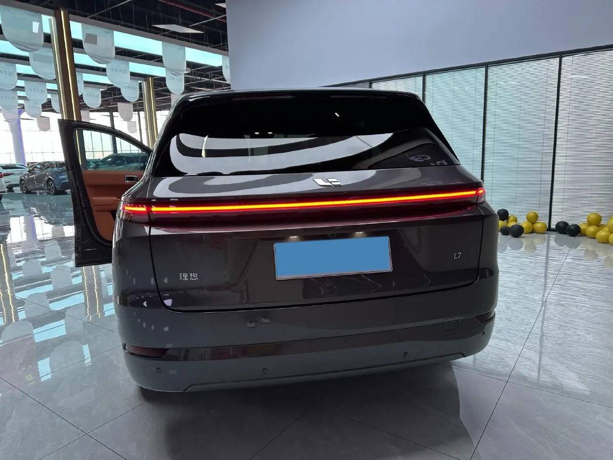 2024 Li L7 Range Extended 154HP REEV 42.8KWH,autocango,china used car exporter,china ev exporter,chinese used car exporter,chinese used ev exporter