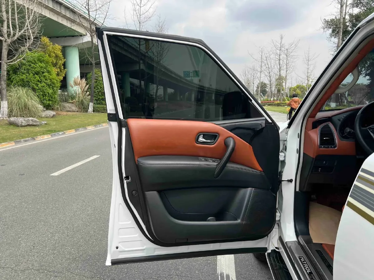 2020 Nissan Terra 2.5L 193HP L4 7AT,autocango,china used car exporter,china ev exporter,chinese used car exporter,chinese used ev exporter