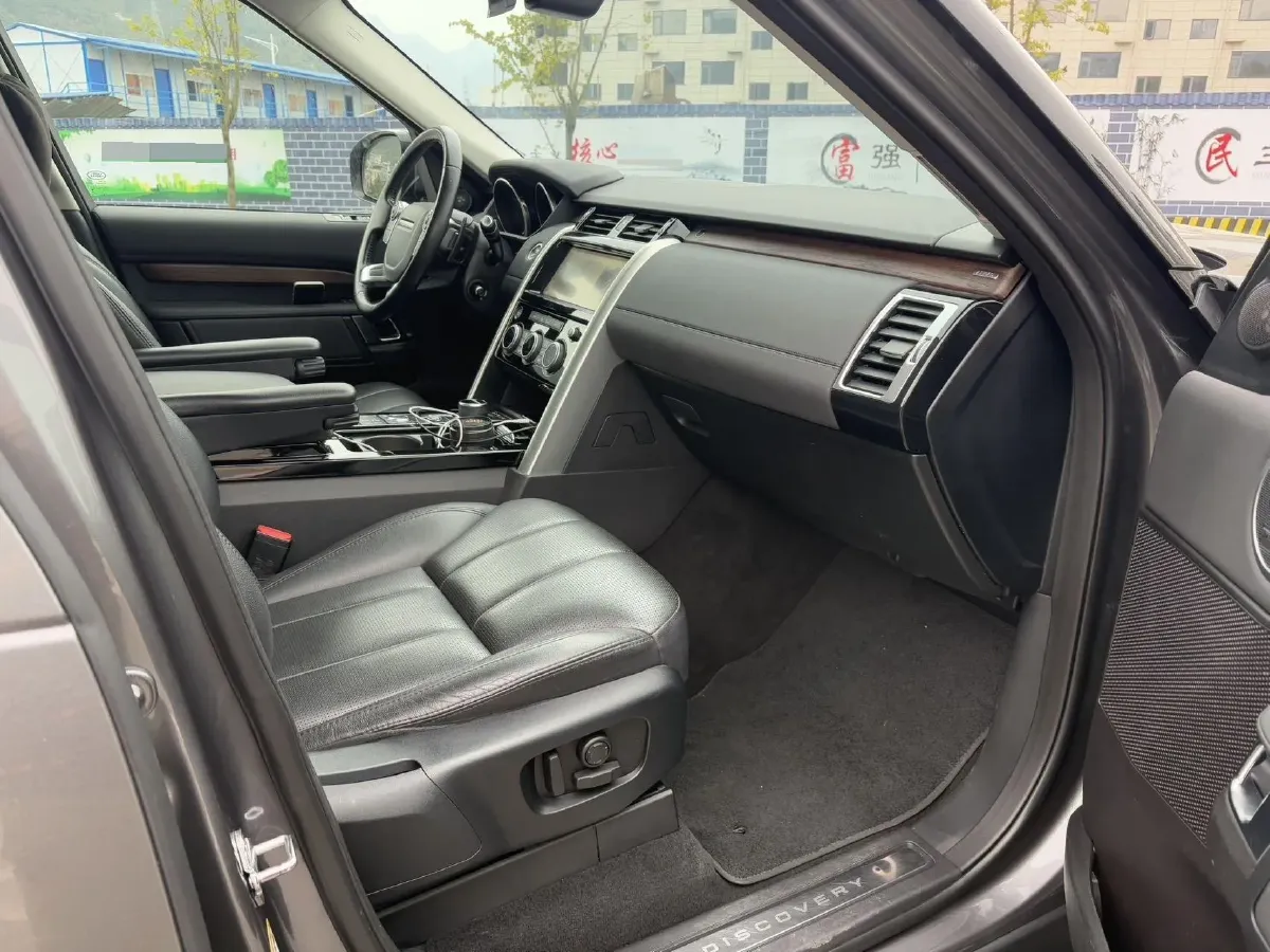 2017 Land Rover Discovery 3.0T 340HP V6 8AT,autocango,china used car exporter,china ev exporter,chinese used car exporter,chinese used ev exporter