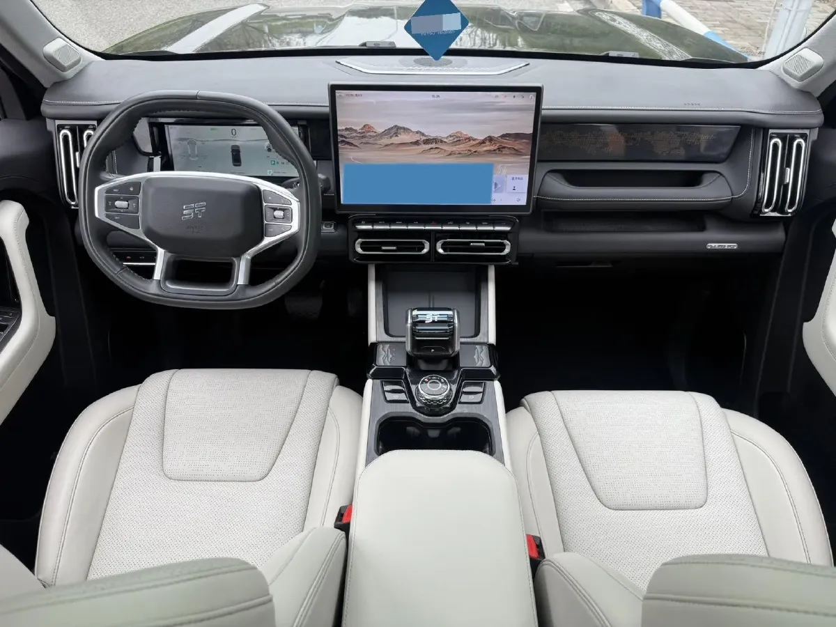 2025 MAXUS XinTu V70 2.0T 150HP L4 9AT,autocango,china used car exporter,china ev exporter,chinese used car exporter,chinese used ev exporter