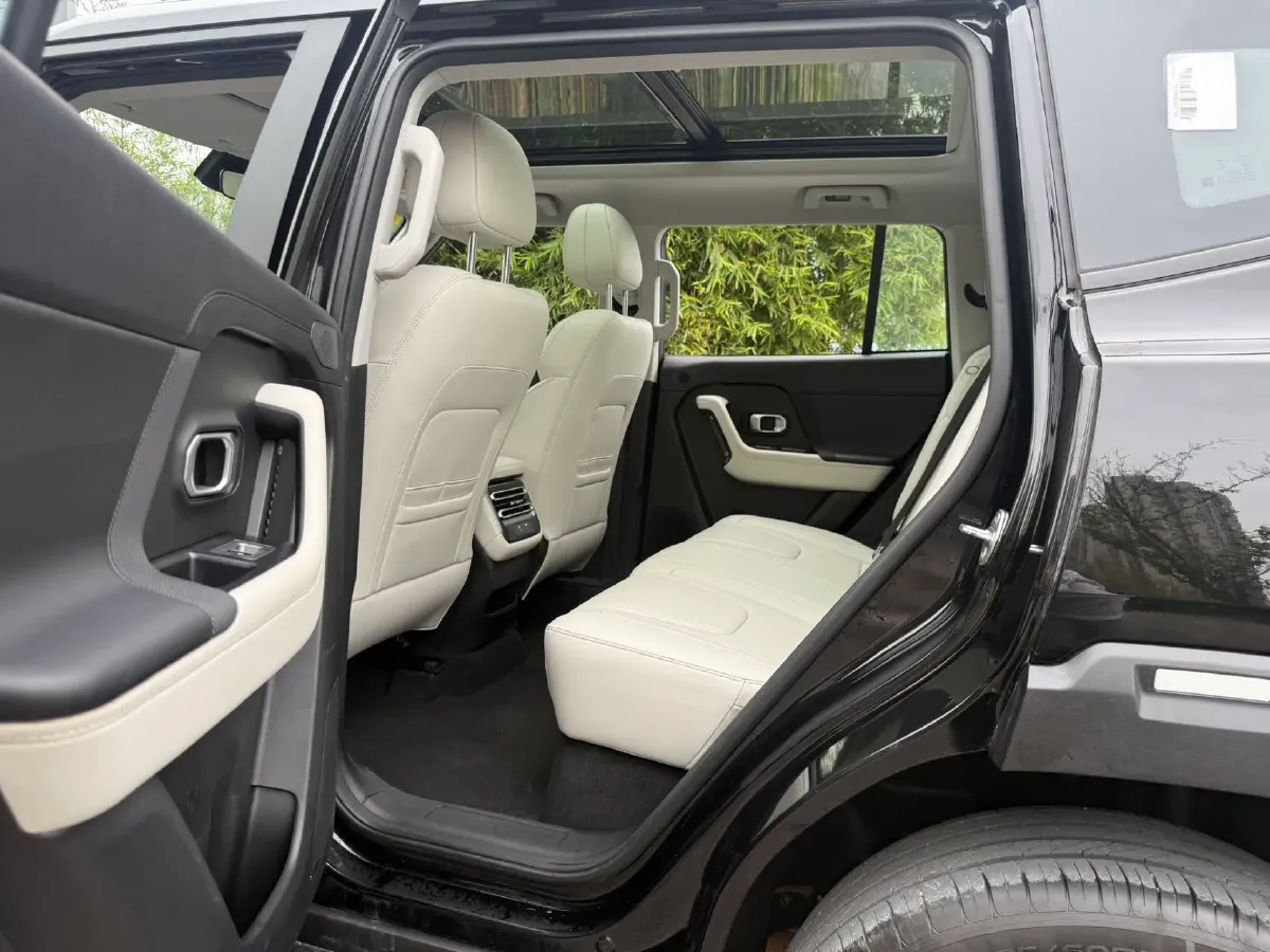 2025 MAXUS XinTu V70 2.0T 150HP L4 9AT,autocango,china used car exporter,china ev exporter,chinese used car exporter,chinese used ev exporter