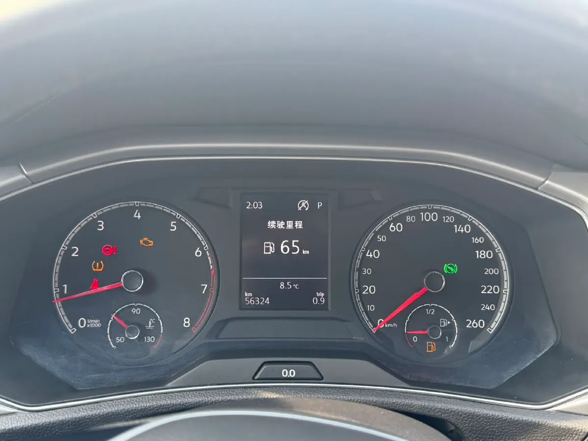 2022 Volkswagen T-Roc 1.4T 150HP L4 7DCT,autocango,china used car exporter,china ev exporter,chinese used car exporter,chinese used ev exporter