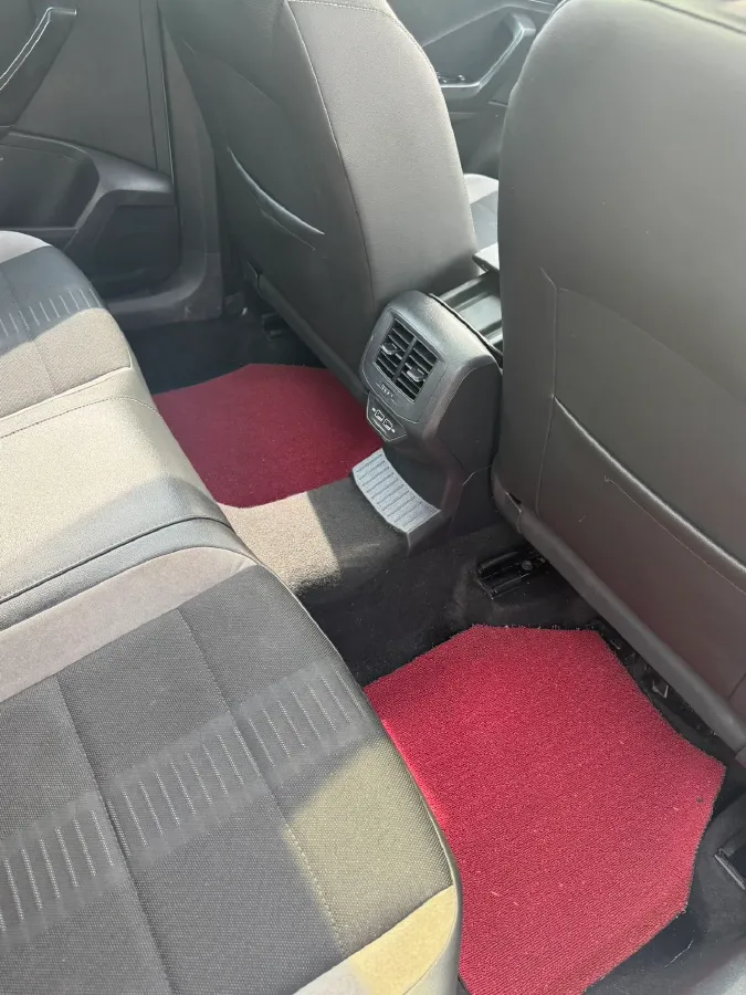 2022 Volkswagen T-Roc 1.4T 150HP L4 7DCT,autocango,china used car exporter,china ev exporter,chinese used car exporter,chinese used ev exporter