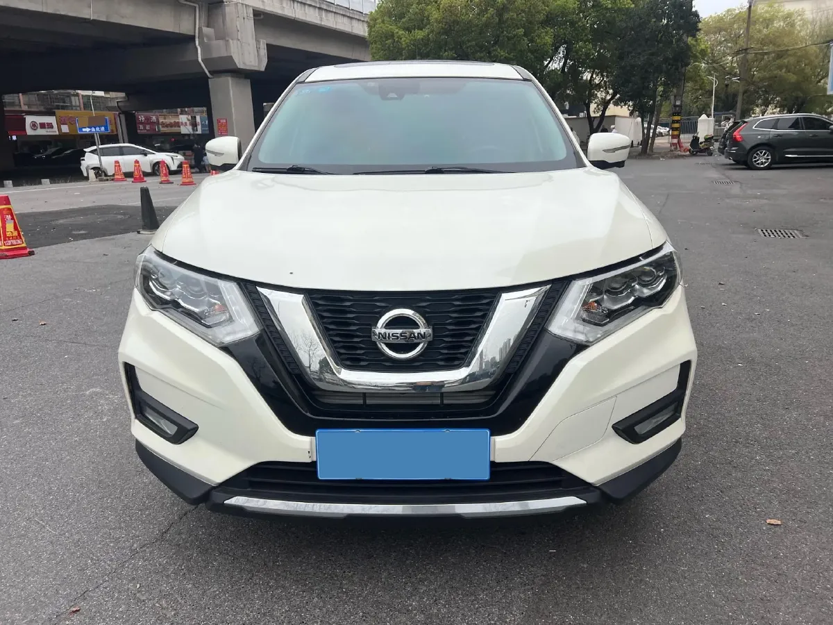 2020 Nissan X-Trail 2.0L 154HP L4 CVT,autocango,china used car exporter,china ev exporter,chinese used car exporter,chinese used ev exporter