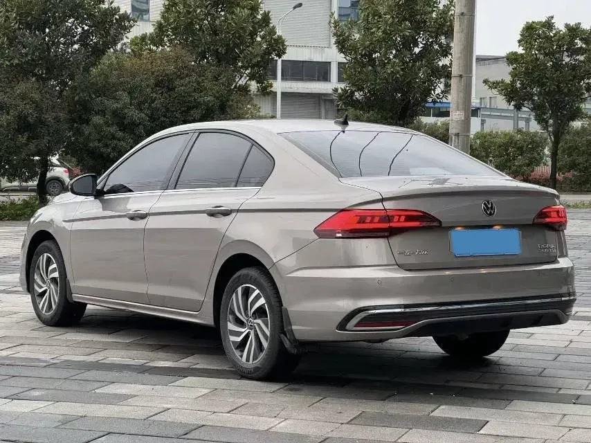 2023 Volkswagen Bora 1.2T 116HP L4 7DCT,autocango,china used car exporter,china ev exporter,chinese used car exporter,chinese used ev exporter