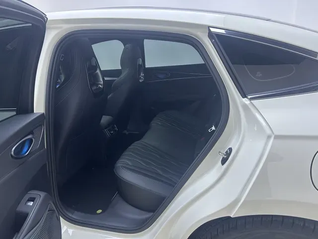 2024 BYD Seal06 1.5L 101HP L4 E-CVT PHEV 15.87KWH,autocango,china used car exporter,china ev exporter,chinese used car exporter,chinese used ev exporter