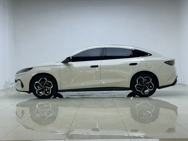 2024 BYD Seal06 1.5L 101HP L4 E-CVT PHEV 15.87KWH,autocango,china used car exporter,china ev exporter,chinese used car exporter,chinese used ev exporter