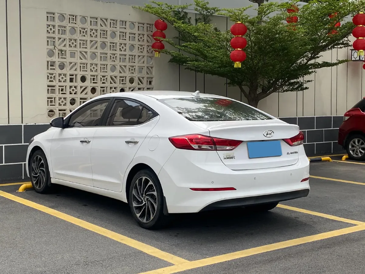 2020 Hyundai Elantra 1.5L 115HP L4 CVT,autocango,china used car exporter,china ev exporter,chinese used car exporter,chinese used ev exporter