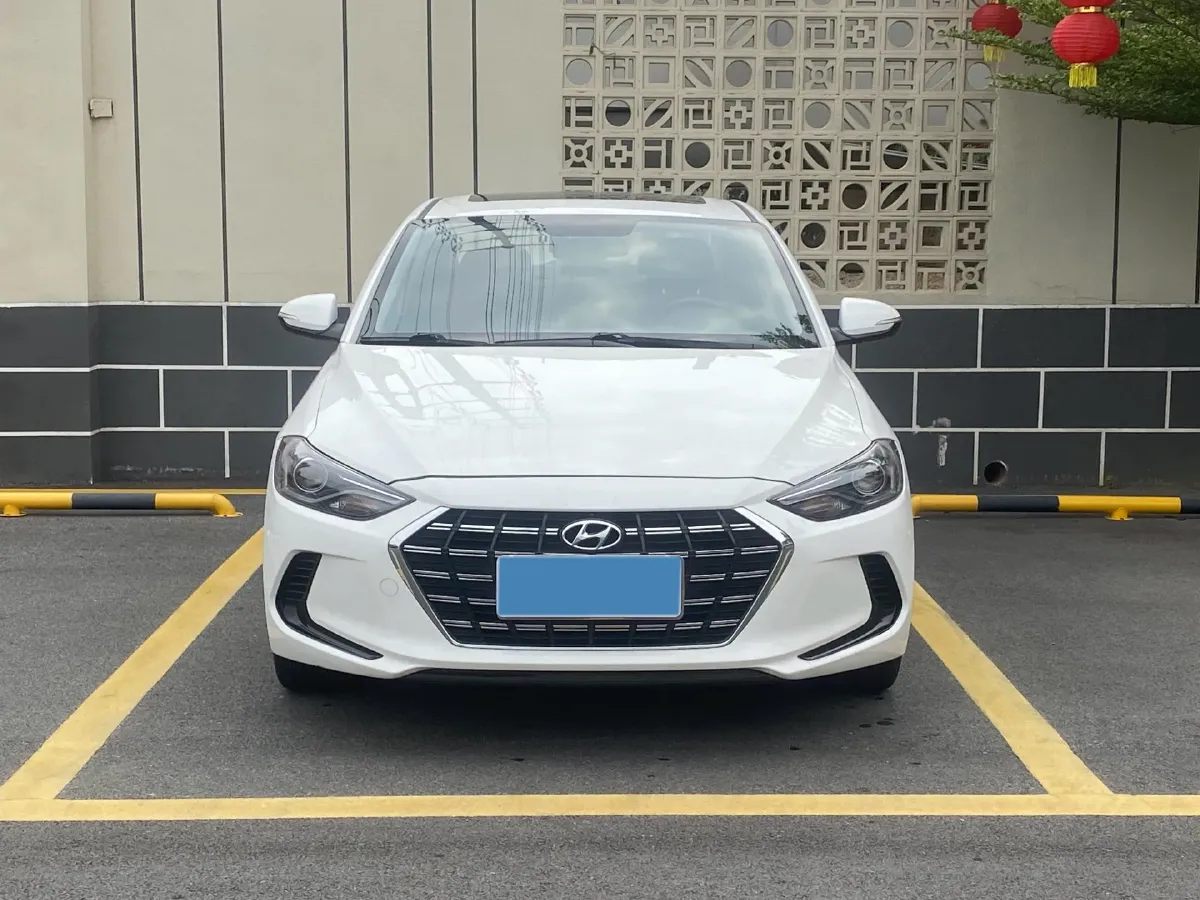 2020 Hyundai Elantra 1.5L 115HP L4 CVT,autocango,china used car exporter,china ev exporter,chinese used car exporter,chinese used ev exporter
