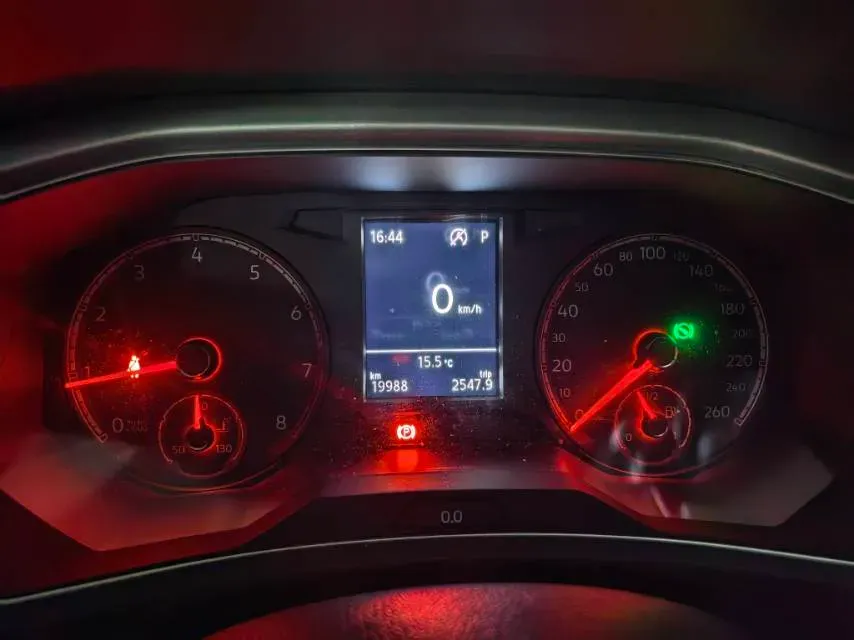 2020 Volkswagen T-Roc 1.4T 131HP L4 7DCT,autocango,china used car exporter,china ev exporter,chinese used car exporter,chinese used ev exporter