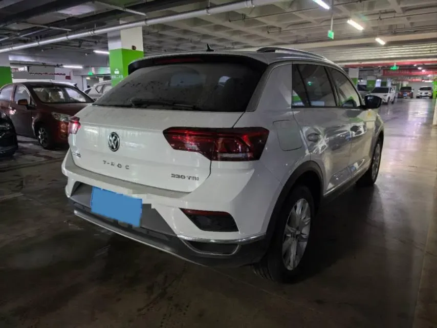 2020 Volkswagen T-Roc 1.4T 131HP L4 7DCT,autocango,china used car exporter,china ev exporter,chinese used car exporter,chinese used ev exporter