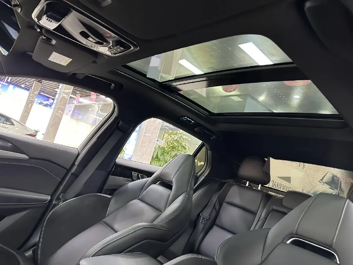 2022 LYNK&CO 03 2.0T 190HP L4 7DCT,autocango,china used car exporter,china ev exporter,chinese used car exporter,chinese used ev exporter