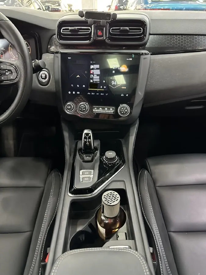 2022 LYNK&CO 03 2.0T 190HP L4 7DCT,autocango,china used car exporter,china ev exporter,chinese used car exporter,chinese used ev exporter