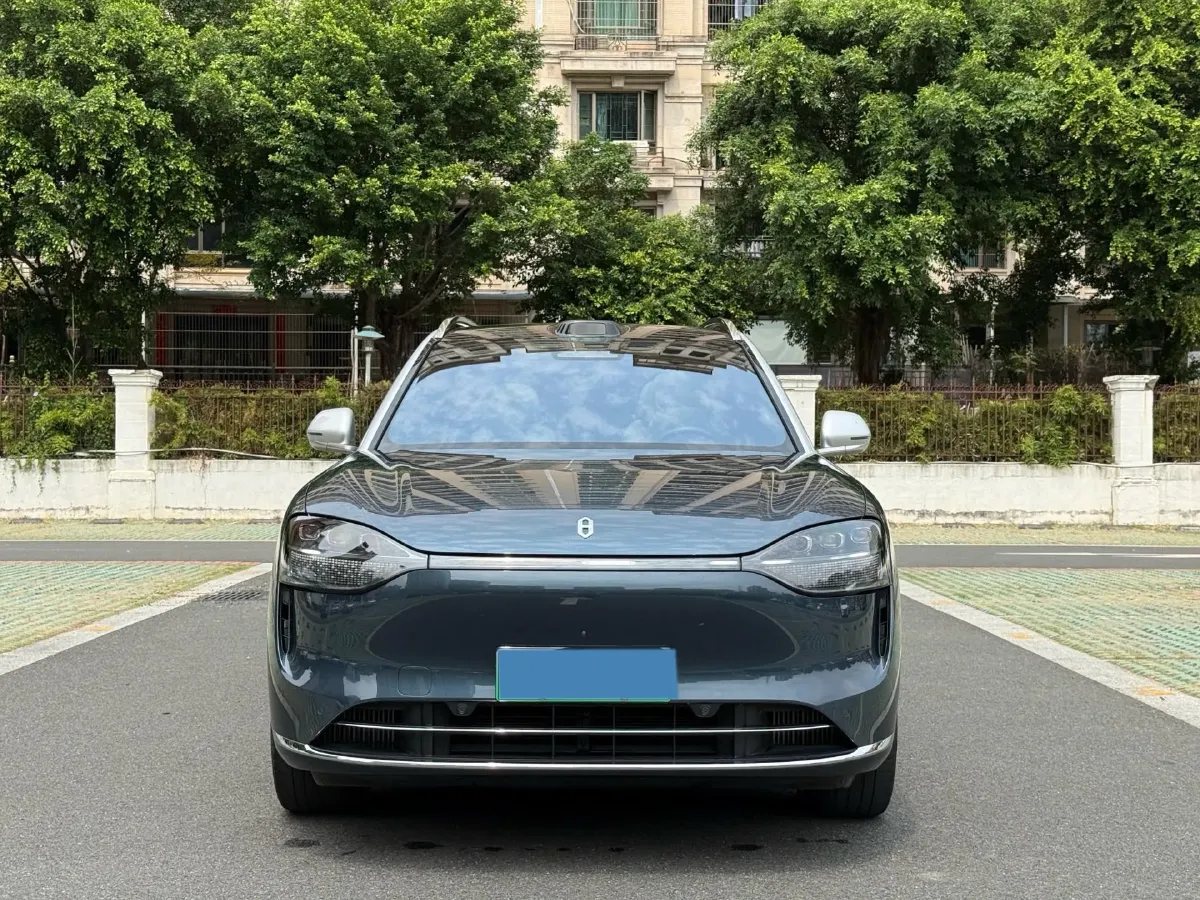 2024 AITO AITO M9 1.5T 152HP L4 REEV 42KWH,autocango,china used car exporter,china ev exporter,chinese used car exporter,chinese used ev exporter