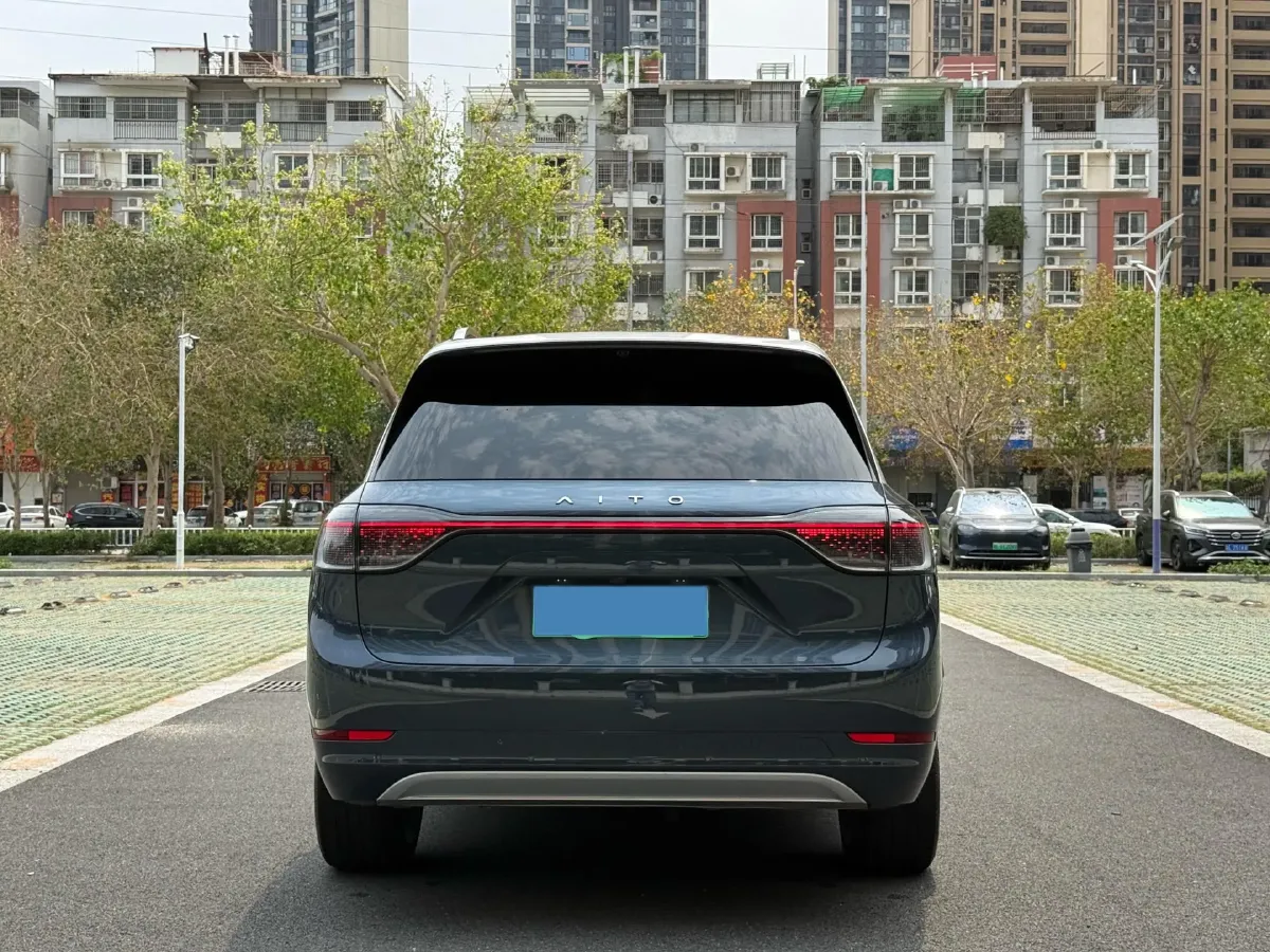 2024 AITO AITO M9 1.5T 152HP L4 REEV 42KWH,autocango,china used car exporter,china ev exporter,chinese used car exporter,chinese used ev exporter