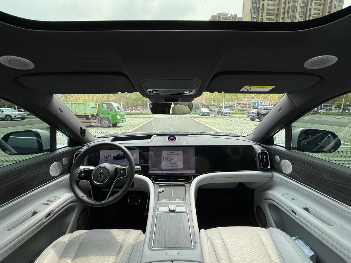 2024 AITO AITO M9 1.5T 152HP L4 REEV 42KWH,autocango,china used car exporter,china ev exporter,chinese used car exporter,chinese used ev exporter