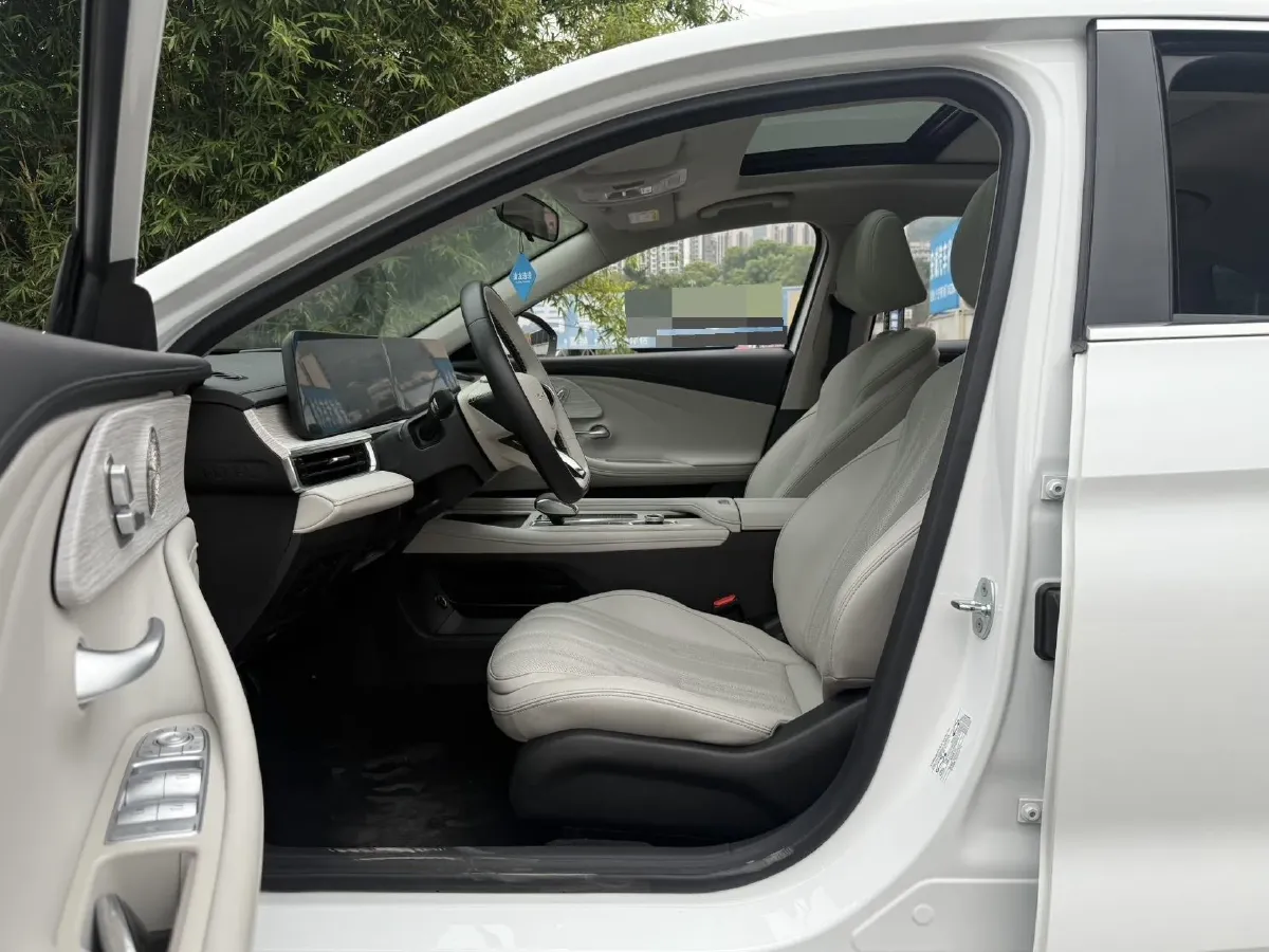 2024 Fulwin FulwinA8 1.5T 156HP L4 1DHT PHEV 18.3KWH,autocango,china used car exporter,china ev exporter,chinese used car exporter,chinese used ev exporter