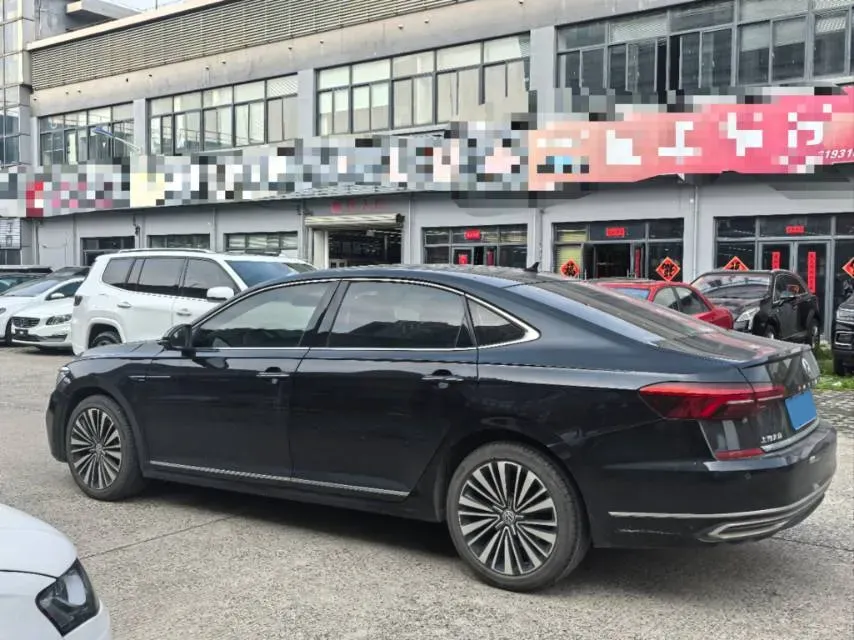 2019 Volkswagen Passat 2.0T 186HP L4 7DCT,autocango,china used car exporter,china ev exporter,chinese used car exporter,chinese used ev exporter