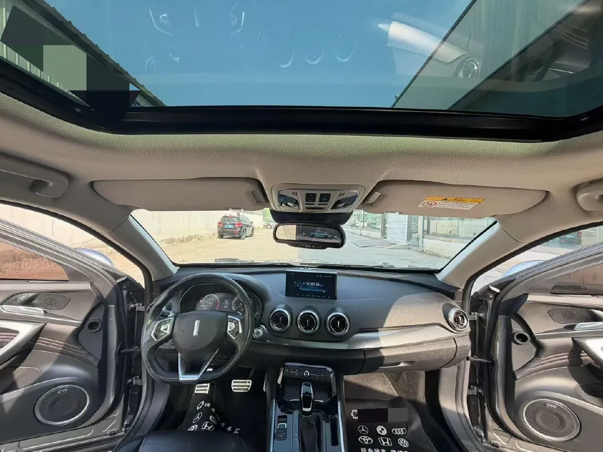 2017 WEY VV7 2.0T 234HP L4 7DCT,autocango,china used car exporter,china ev exporter,chinese used car exporter,chinese used ev exporter