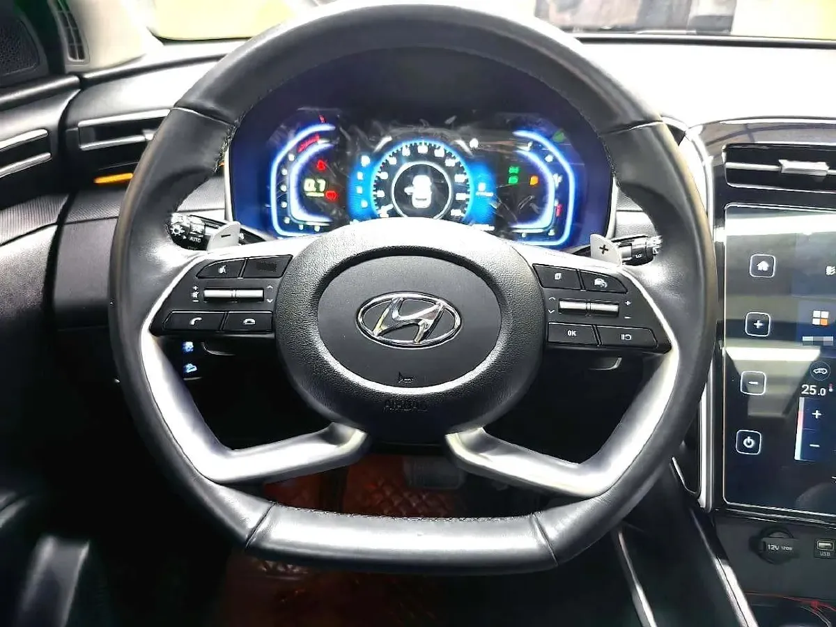 2021 Hyundai Tucson 1.5T 200HP L4 7DCT,autocango,china used car exporter,china ev exporter,chinese used car exporter,chinese used ev exporter