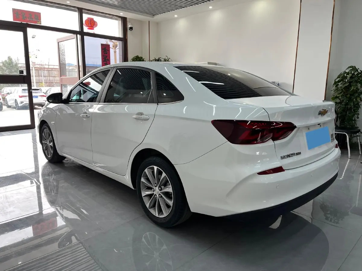 2022 Chevrolet Monza 1.5L 113HP L4 6AT,autocango,china used car exporter,china ev exporter,chinese used car exporter,chinese used ev exporter