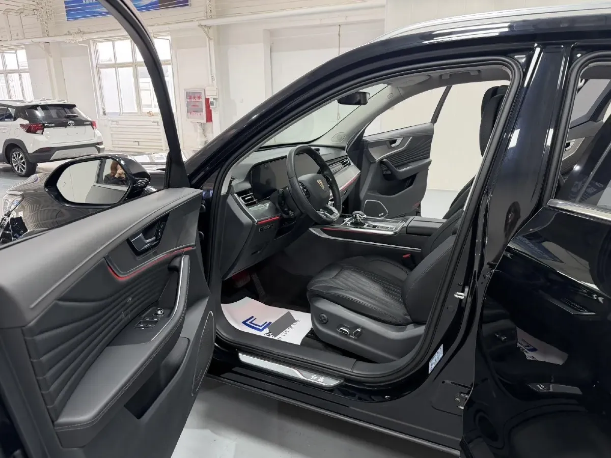 2023 HongQi HS5 2.0T 252HP L4 8AT,autocango,china used car exporter,china ev exporter,chinese used car exporter,chinese used ev exporter