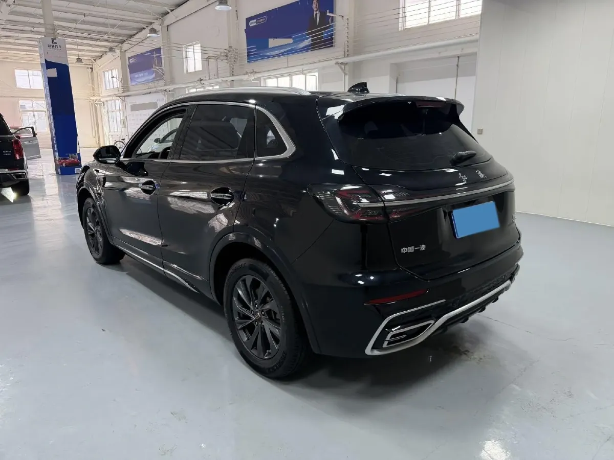 2023 HongQi HS5 2.0T 252HP L4 8AT,autocango,china used car exporter,china ev exporter,chinese used car exporter,chinese used ev exporter