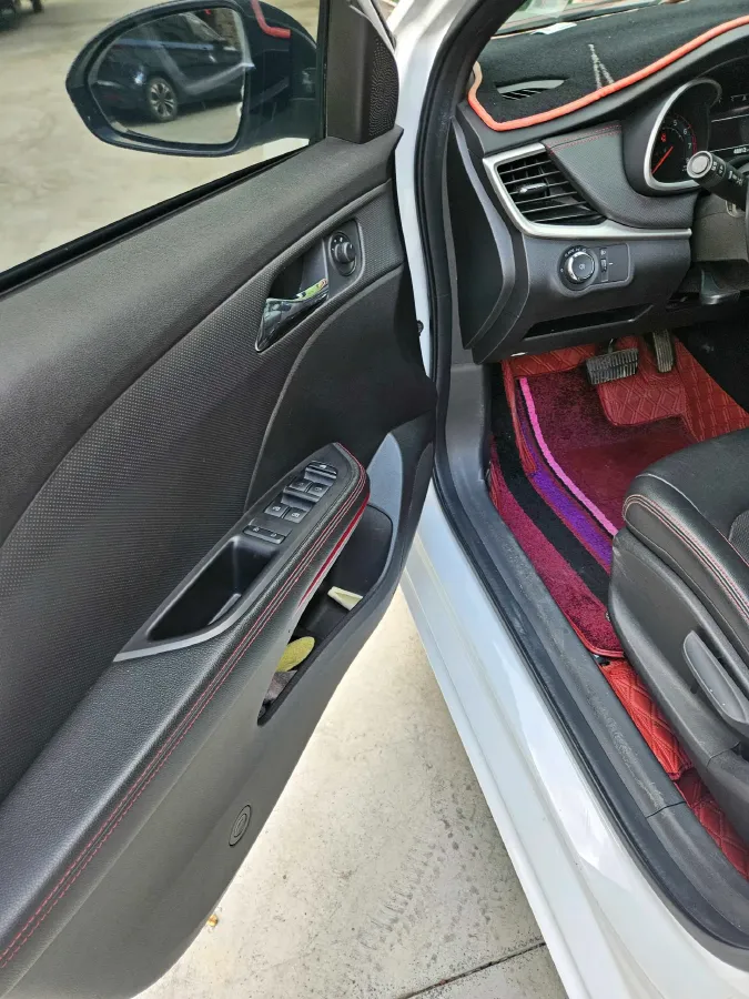 2020 Chevrolet Monza 1.3T 163HP L3 6AT,autocango,china used car exporter,china ev exporter,chinese used car exporter,chinese used ev exporter