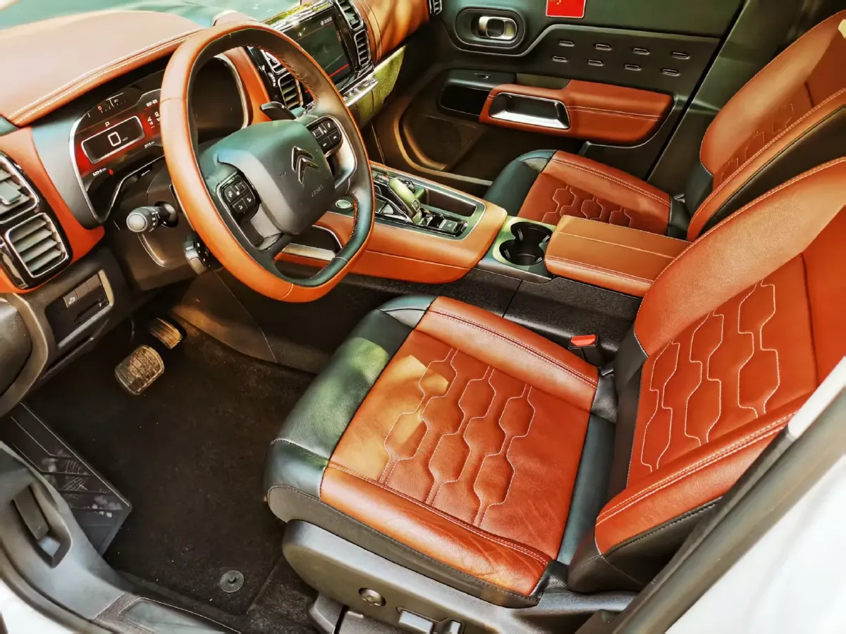 2019 Citroen C5 Aircross 1.8T 204HP L4 6AT,autocango,china used car exporter,china ev exporter,chinese used car exporter,chinese used ev exporter