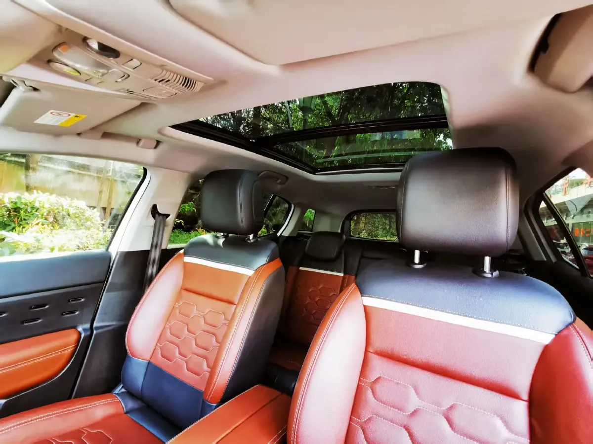 2019 Citroen C5 Aircross 1.8T 204HP L4 6AT,autocango,china used car exporter,china ev exporter,chinese used car exporter,chinese used ev exporter