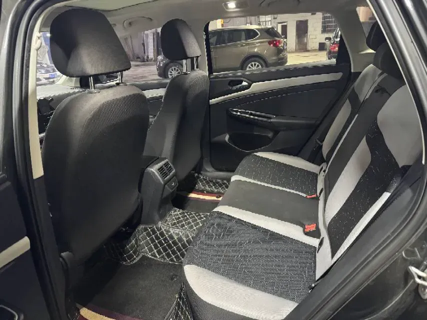 2023 Jetta VS7 1.4T 150HP L4 6AT,autocango,china used car exporter,china ev exporter,chinese used car exporter,chinese used ev exporter