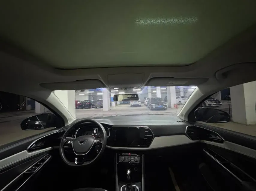 2023 Jetta VS7 1.4T 150HP L4 6AT,autocango,china used car exporter,china ev exporter,chinese used car exporter,chinese used ev exporter