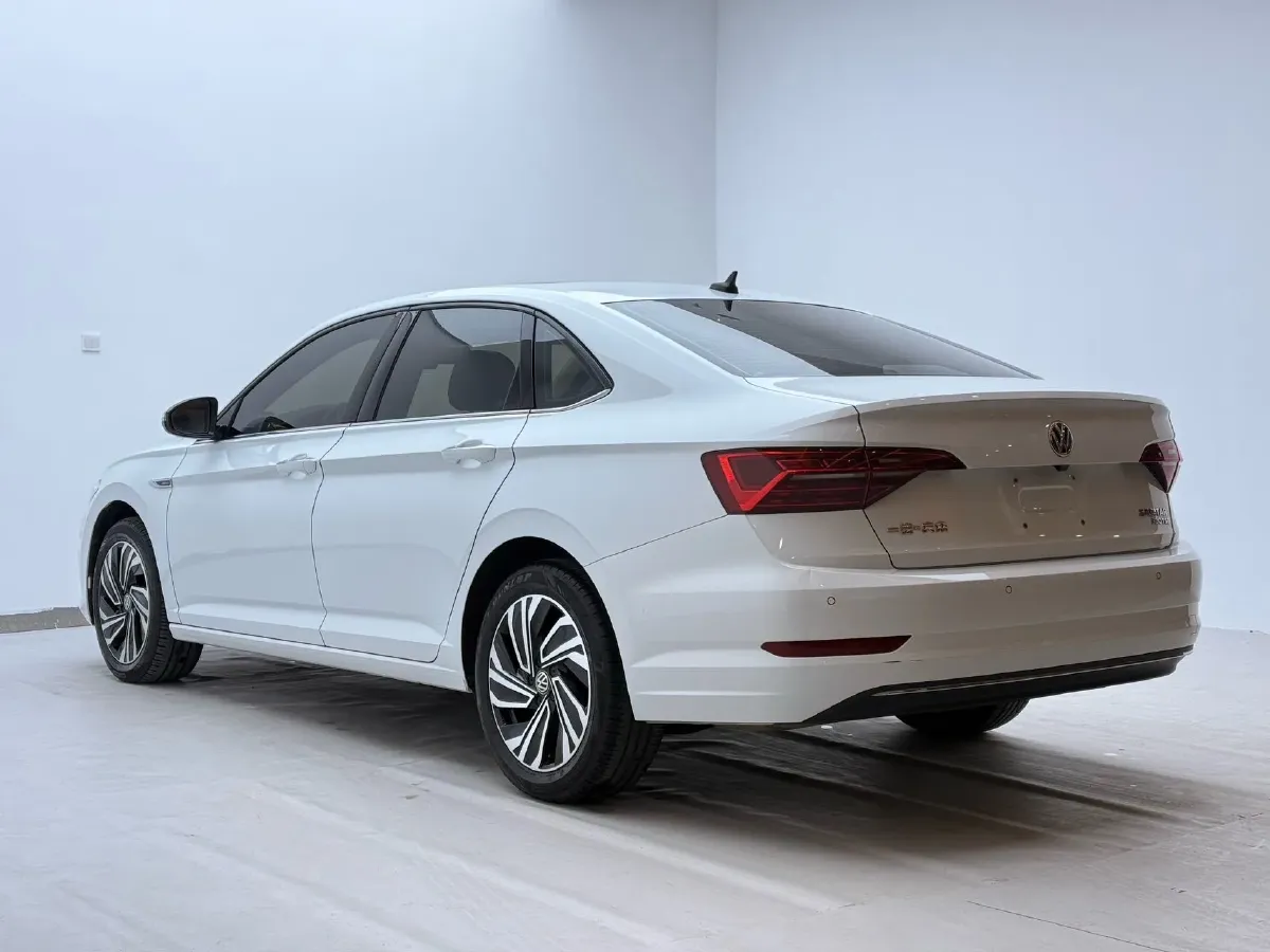 2022 Volkswagen Sagitar 1.2T 116HP L4 7DCT,autocango,china used car exporter,china ev exporter,chinese used car exporter,chinese used ev exporter