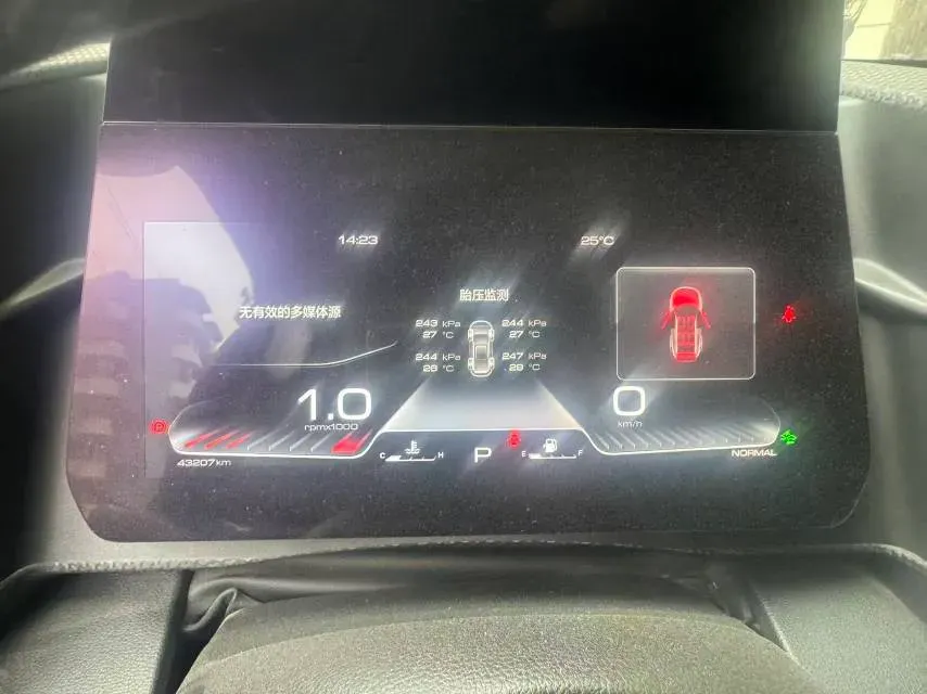 2021 Haval Dargo 1.5T 169HP L4 7DCT,autocango,china used car exporter,china ev exporter,chinese used car exporter,chinese used ev exporter