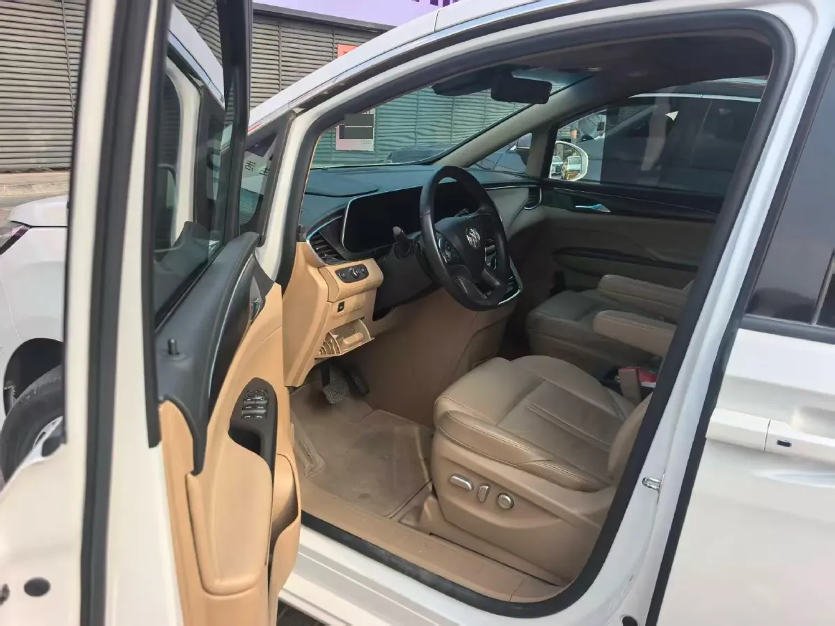 2020 Buick GL8 2.0T 237HP L4 9AT,autocango,china used car exporter,china ev exporter,chinese used car exporter,chinese used ev exporter