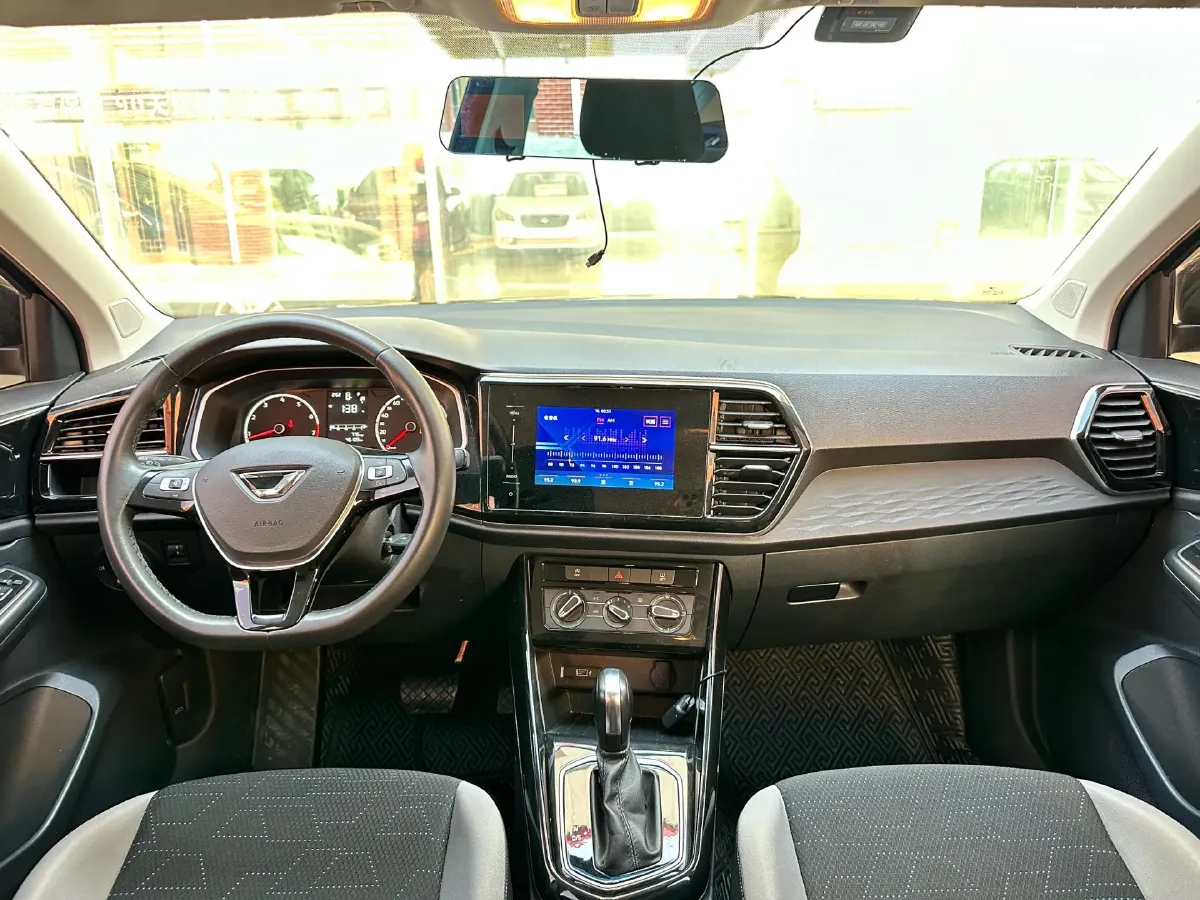 2022 Jetta VS5 1.4T 150HP L4 6AT,autocango,china used car exporter,china ev exporter,chinese used car exporter,chinese used ev exporter