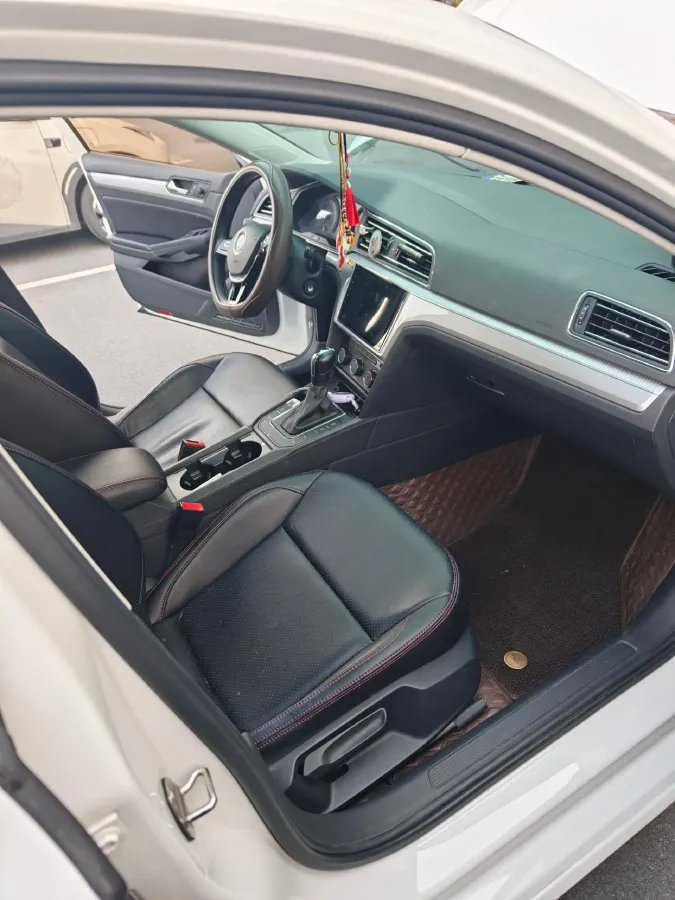 2019 Volkswagen Lamando 1.4T 131HP L4 7DCT,autocango,china used car exporter,china ev exporter,chinese used car exporter,chinese used ev exporter