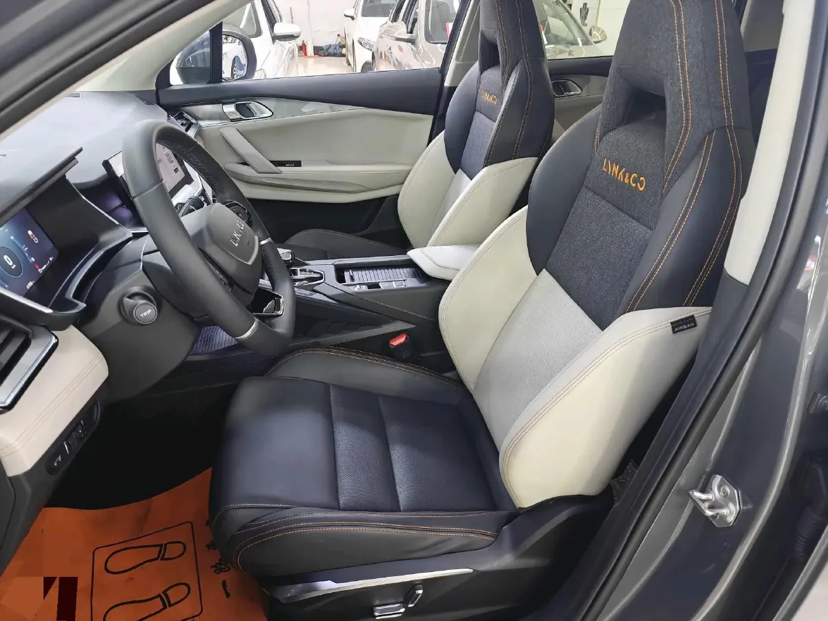 2022 LYNK&CO 06 EM-P 1.5T 177HP L3 7DCT PHEV 15.5KWH,autocango,china used car exporter,china ev exporter,chinese used car exporter,chinese used ev exporter