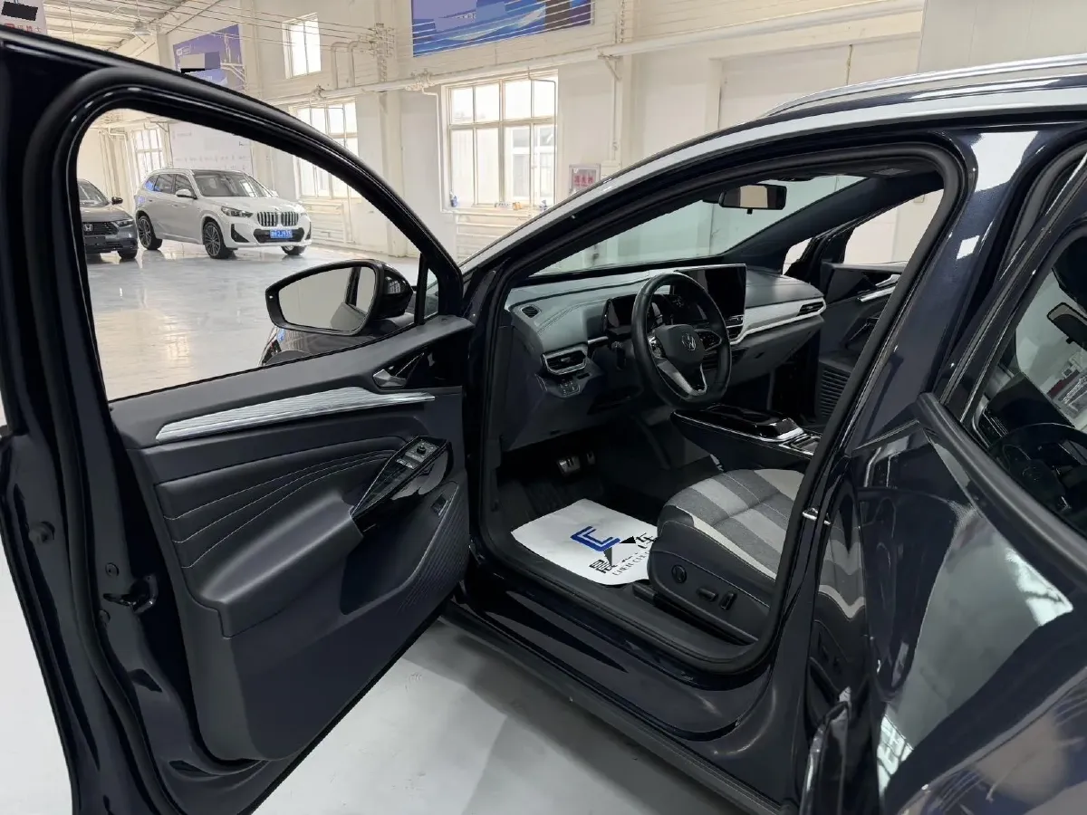 2024 Volkswagen ID.4 Crozz BEV 55.7KWH,autocango,china used car exporter,china ev exporter,chinese used car exporter,chinese used ev exporter
