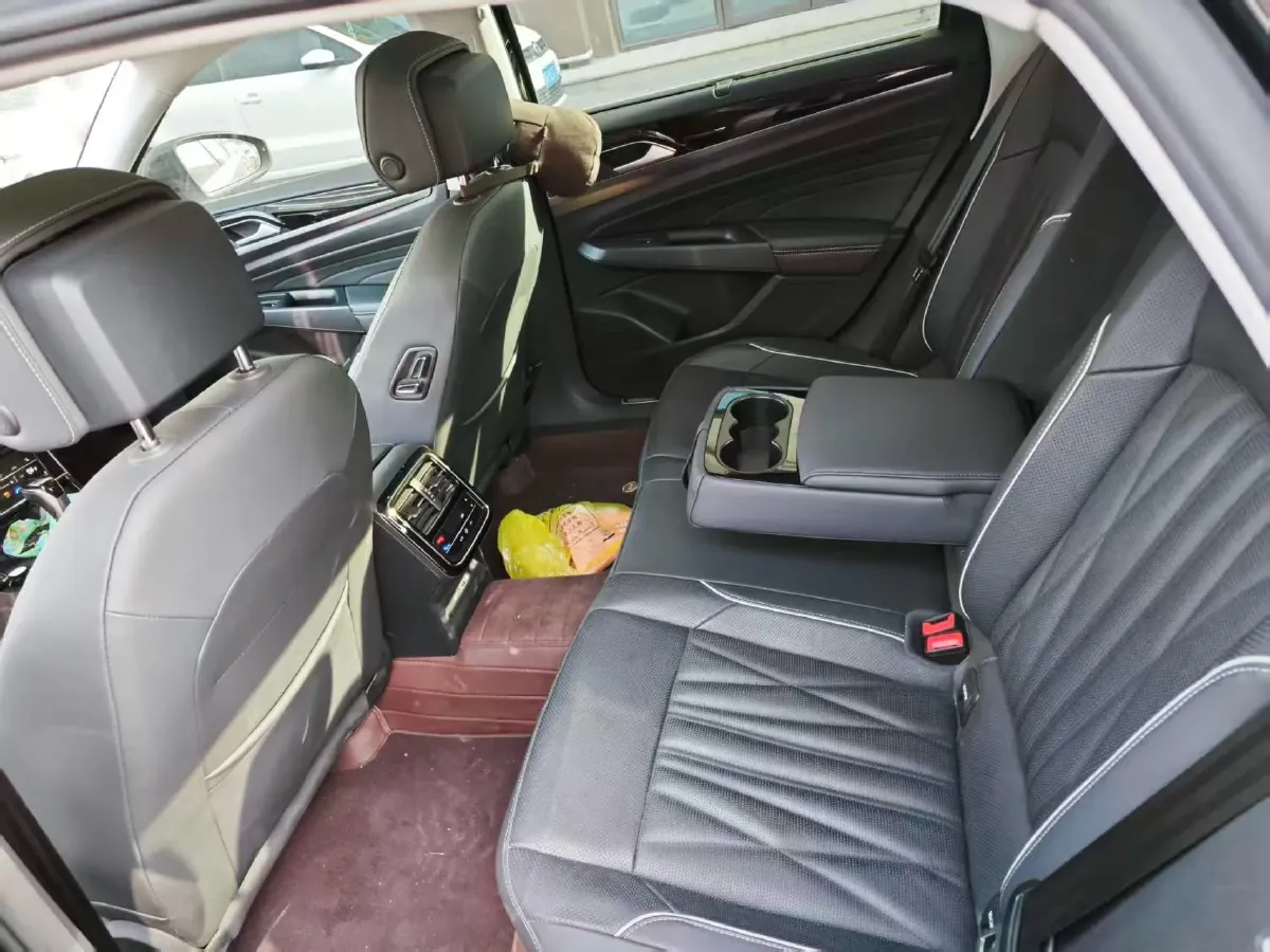 2022 Xpeng P7 BEV 60.2KWH,autocango,china used car exporter,china ev exporter,chinese used car exporter,chinese used ev exporter