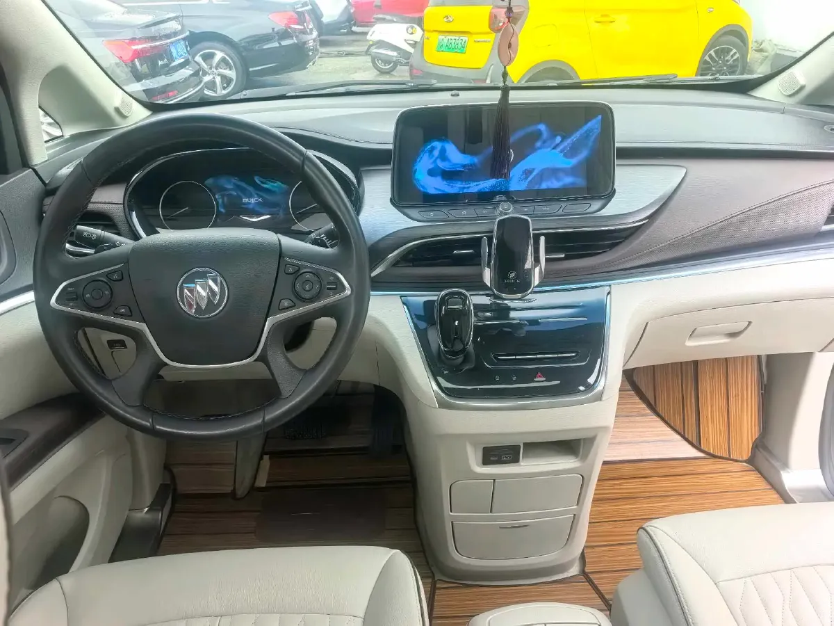 2021 Buick GL8 2.0T 237HP L4 9AT,autocango,china used car exporter,china ev exporter,chinese used car exporter,chinese used ev exporter