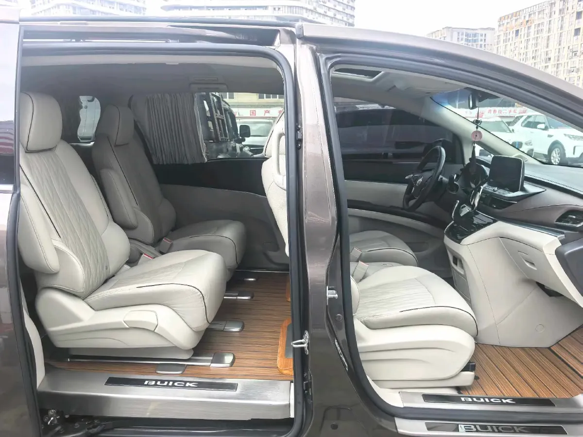 2021 Buick GL8 2.0T 237HP L4 9AT,autocango,china used car exporter,china ev exporter,chinese used car exporter,chinese used ev exporter