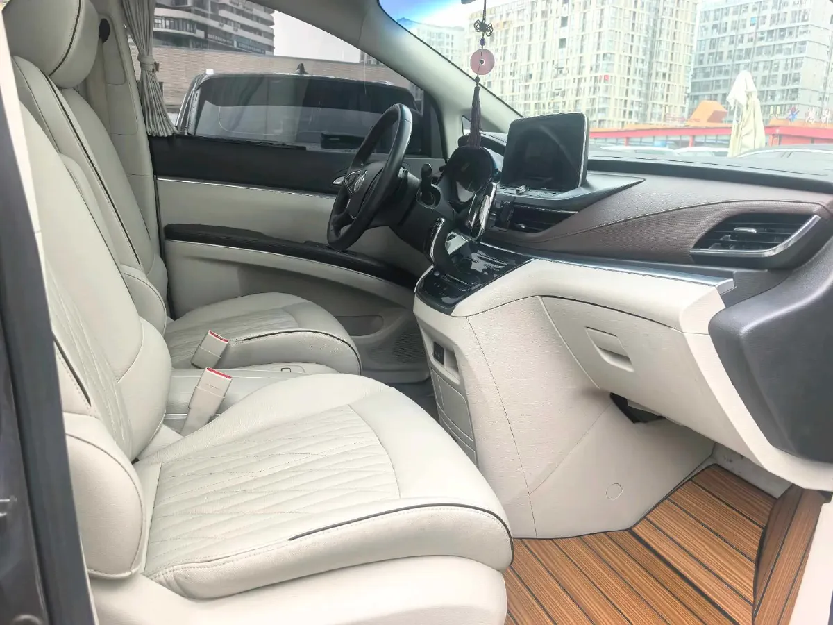 2021 Buick GL8 2.0T 237HP L4 9AT,autocango,china used car exporter,china ev exporter,chinese used car exporter,chinese used ev exporter
