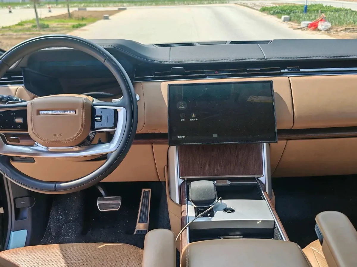 2024 Land Rover Range Rover 3.0T 400HP L6 8AT,autocango,china used car exporter,china ev exporter,chinese used car exporter,chinese used ev exporter