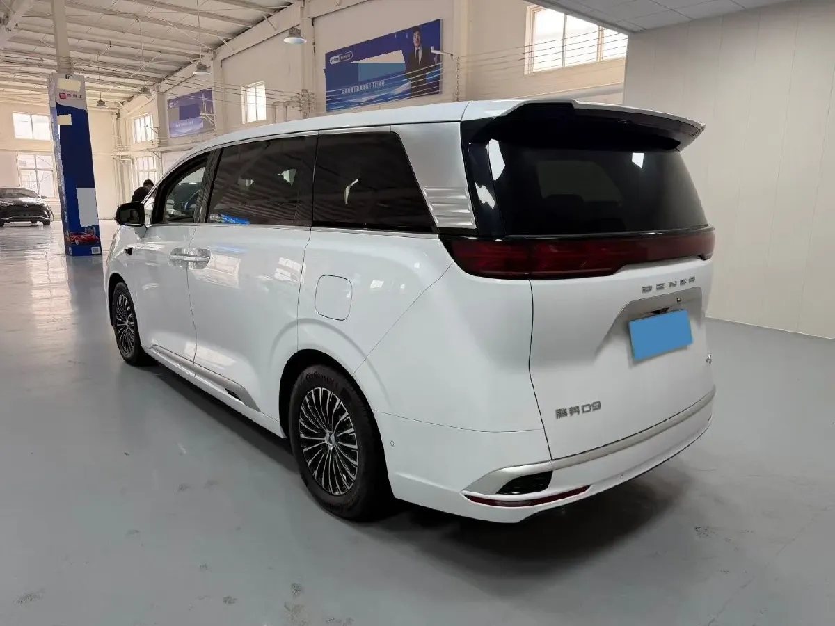 2025 Denza D9 1.5T 156HP L4 E-CVT PHEV 40KWH,autocango,china used car exporter,china ev exporter,chinese used car exporter,chinese used ev exporter