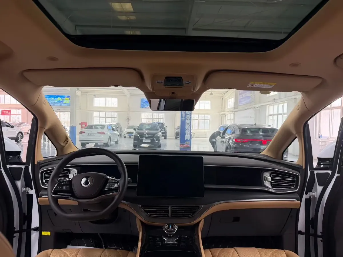 2025 Denza D9 1.5T 156HP L4 E-CVT PHEV 40KWH,autocango,china used car exporter,china ev exporter,chinese used car exporter,chinese used ev exporter