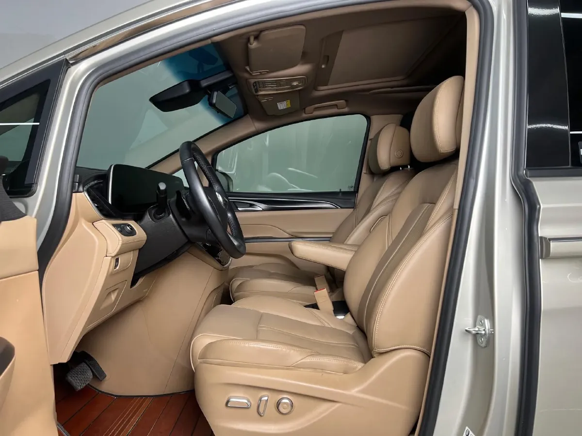 2020 Buick GL8 2.0T 237HP L4 9AT,autocango,china used car exporter,china ev exporter,chinese used car exporter,chinese used ev exporter